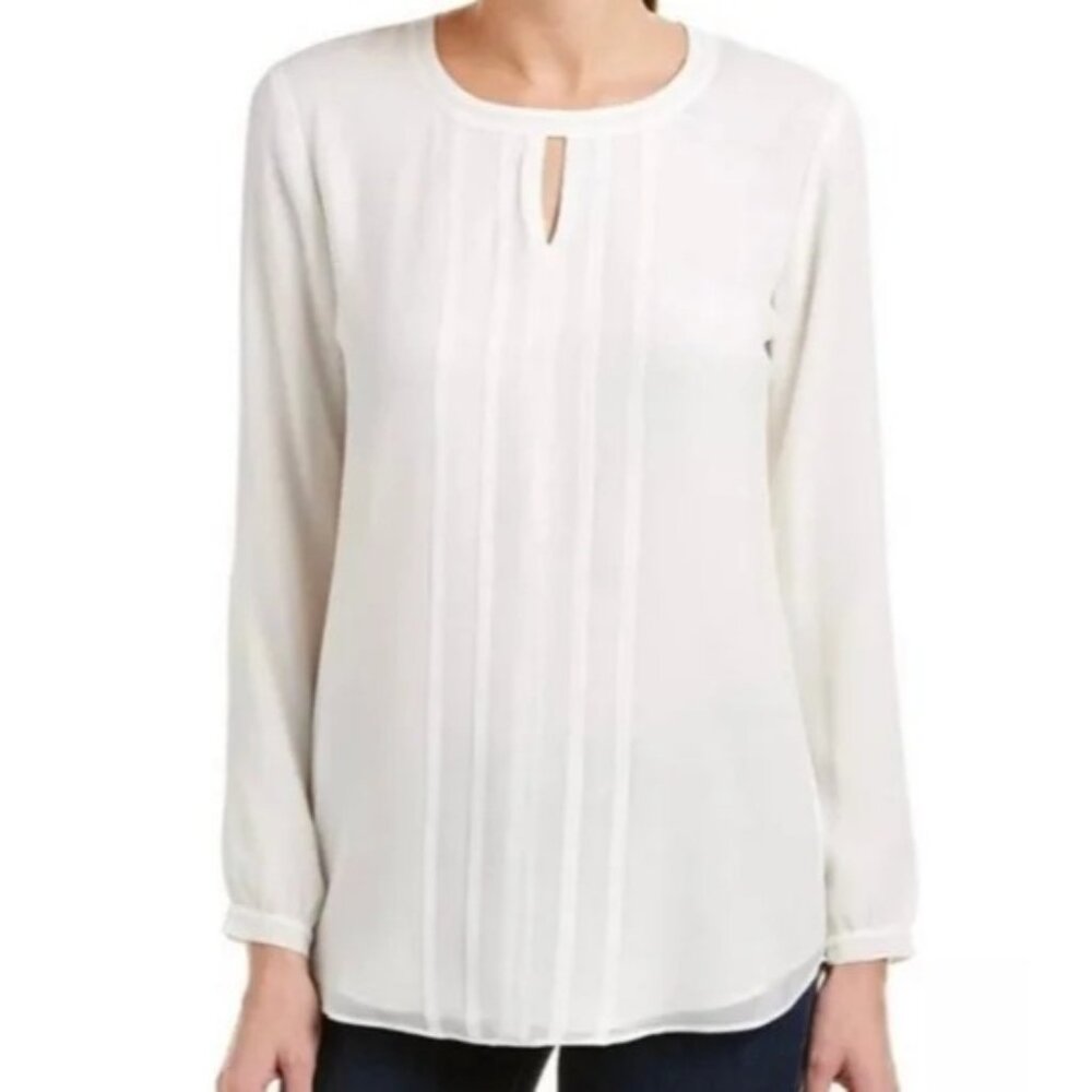 CAbi Women's Entice Pleated Long Sleeve Blouse in White - Sz M